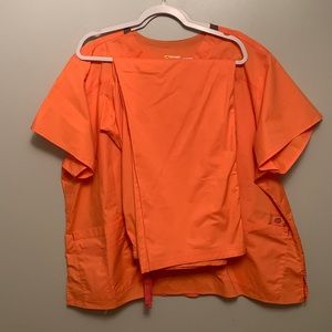 Wonder flex scrub set NEW!!